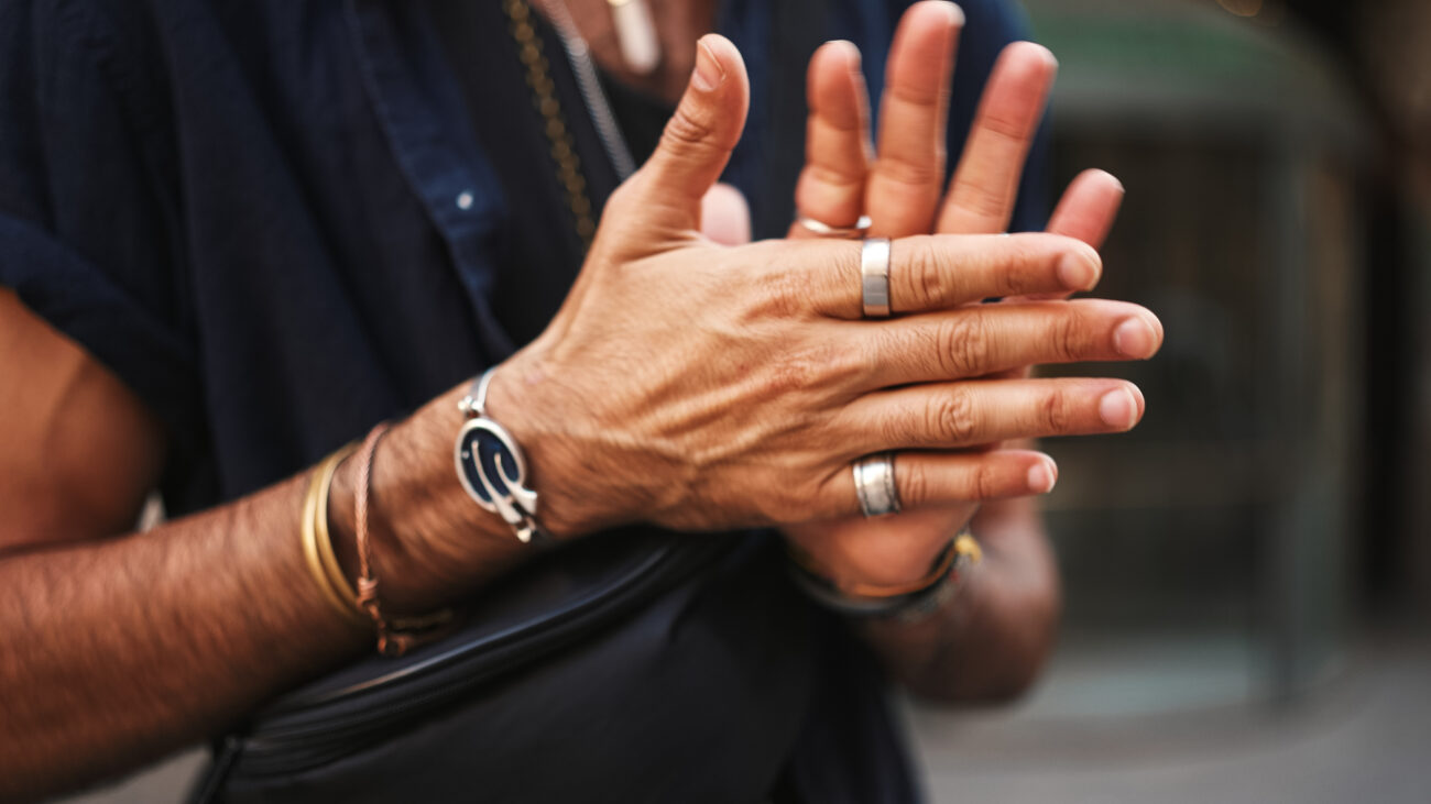 silver bracelets for men
